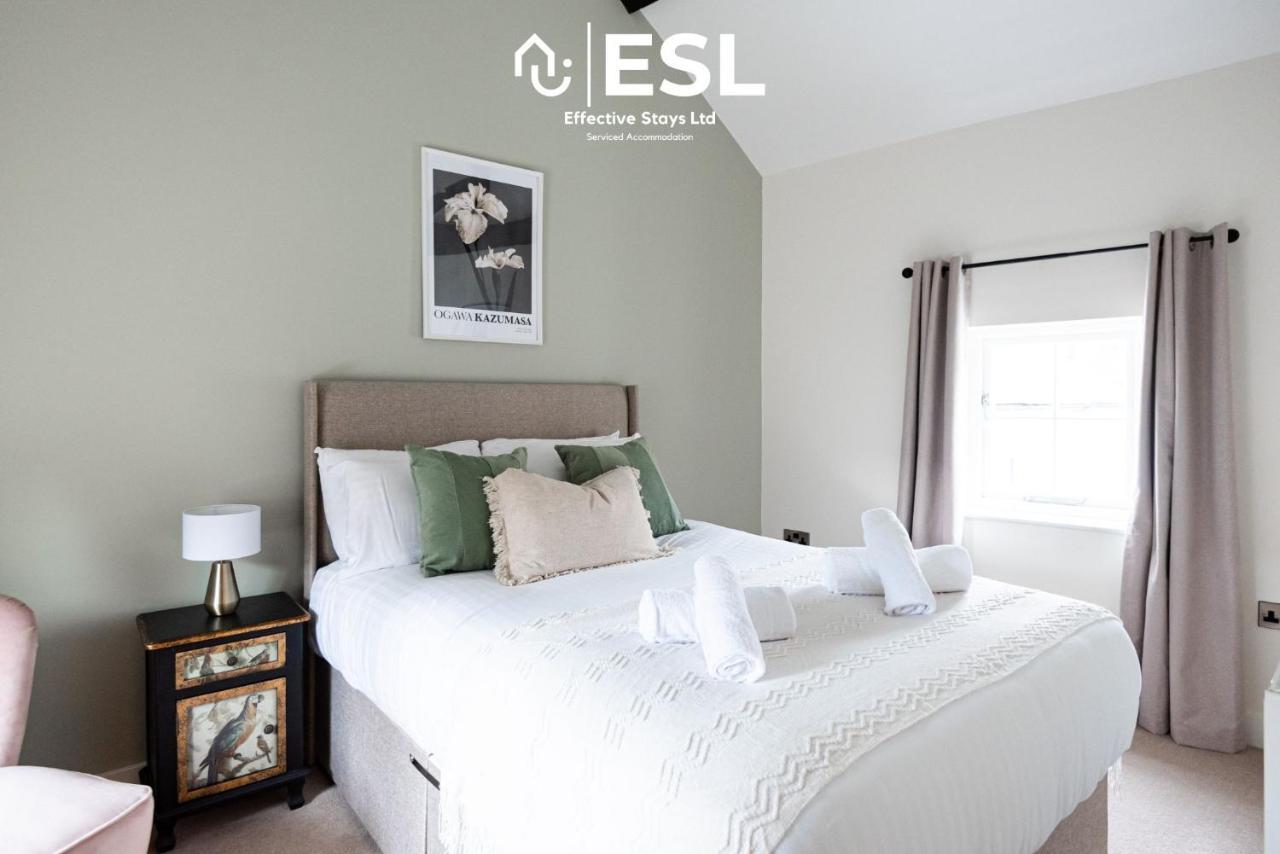 Elegant Apartment On Historic Cobbled High St Shrewsbury Town Centre Esterno foto