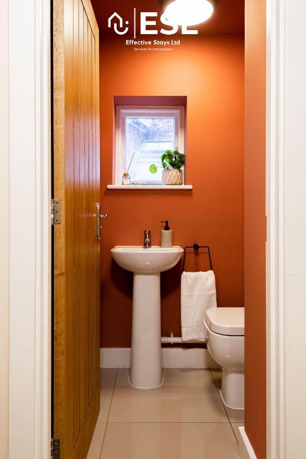 Elegant Apartment On Historic Cobbled High St Shrewsbury Town Centre Esterno foto